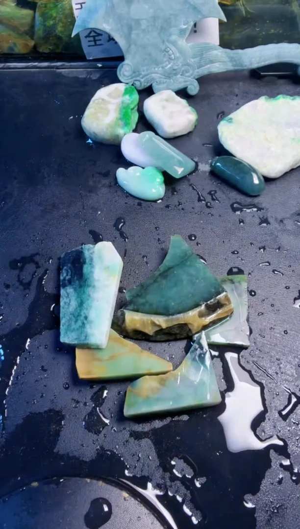未镶嵌挂件翡翠天然翡翠029