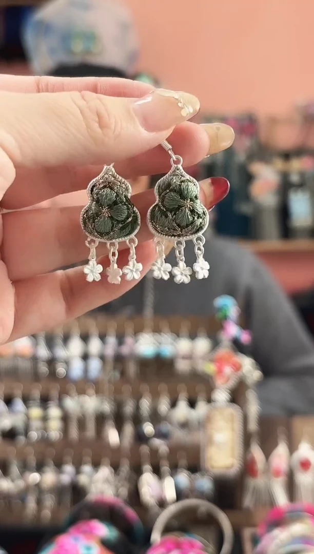织绣艺枝独绣手工饰品141