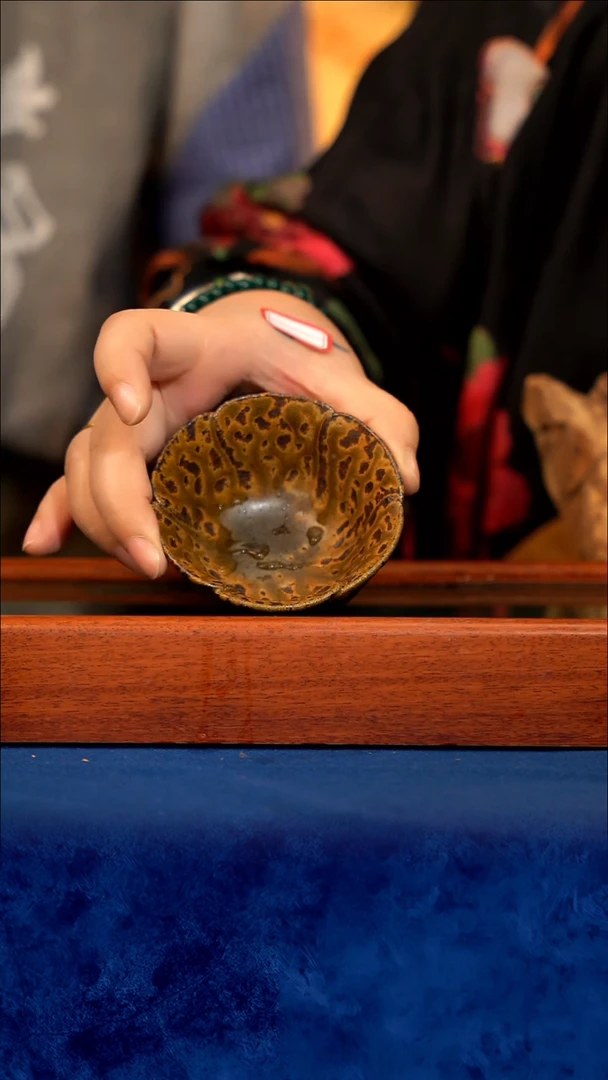 紫砂 宜兴紫砂 GFY 沉香木 花瓣杯
