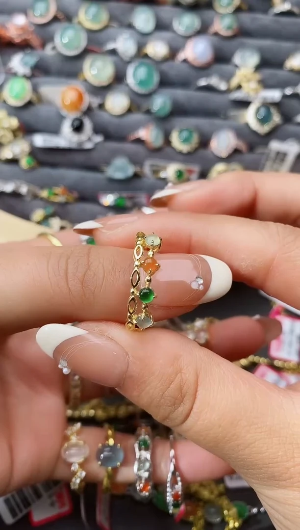 【闪购商品】翡翠戒指银S925镶嵌瑞丽市颜玉珠宝