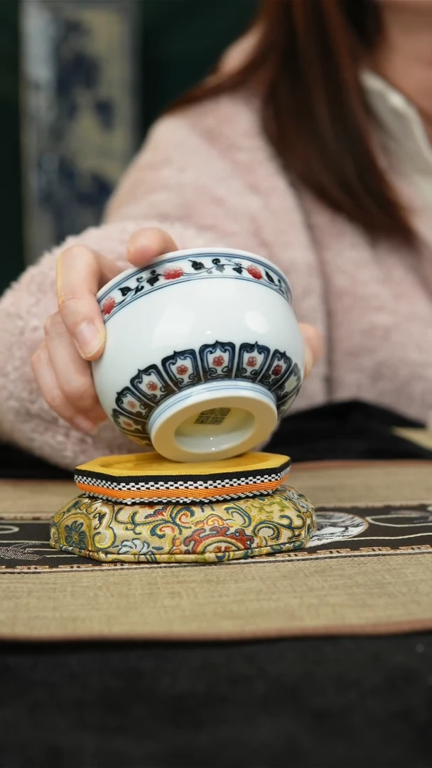 【闪购商品】青花釉里红炉式杯