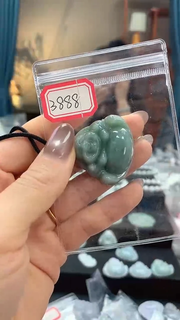 颈饰未镶嵌翡翠佛公3888