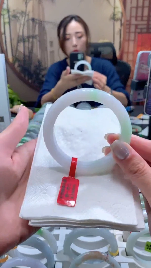 未镶嵌手镯翡翠000079655