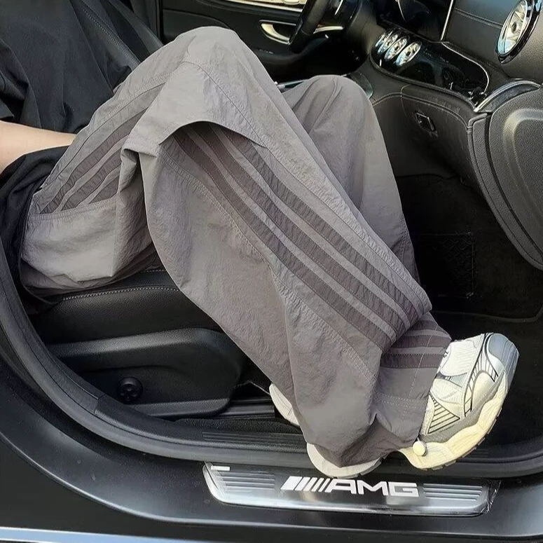 男士夏季薄款条纹速干冰丝裤子宽松阔腿男生运动裤青少年休闲长裤