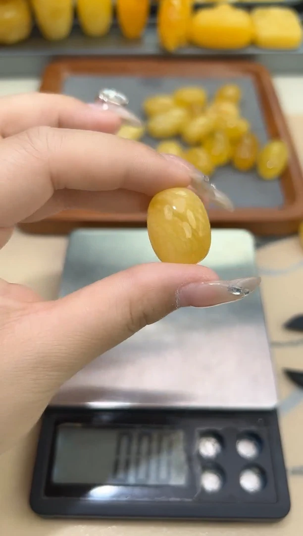 裸石琥珀未镶嵌琥珀蜜蜡吊坠
