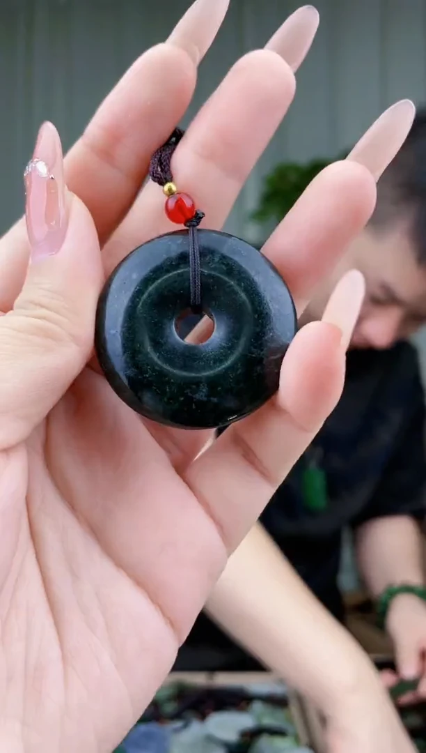 和田玉未镶嵌挂件拍一发一，多样性发货！