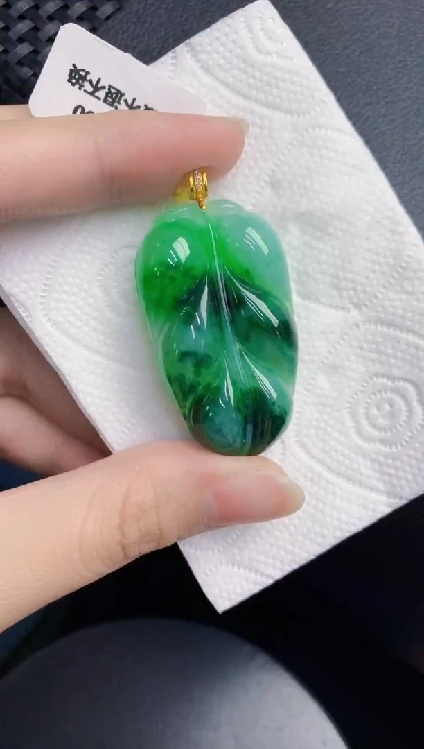 颈饰18K金镶嵌翡翠天然翡翠缅甸A货