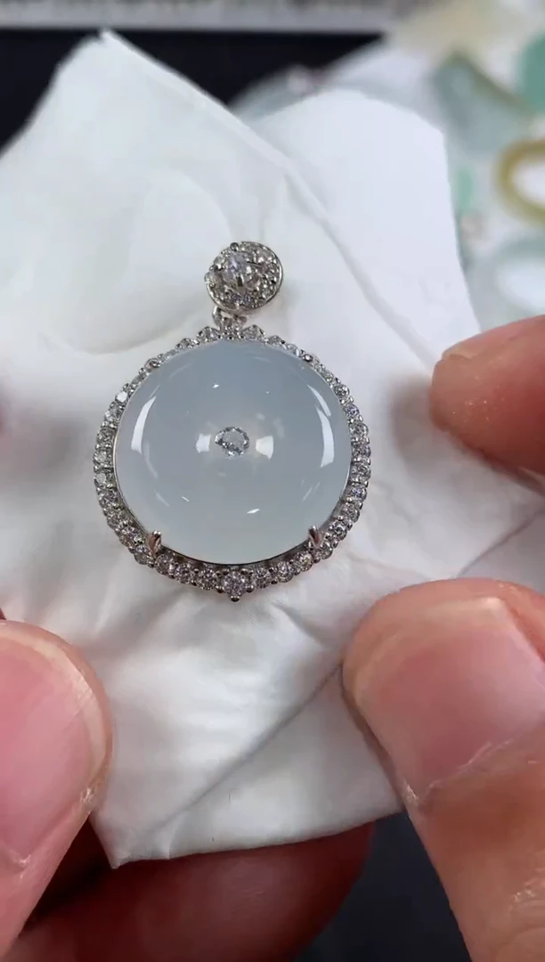 颈饰未镶嵌翡翠多样性发一件