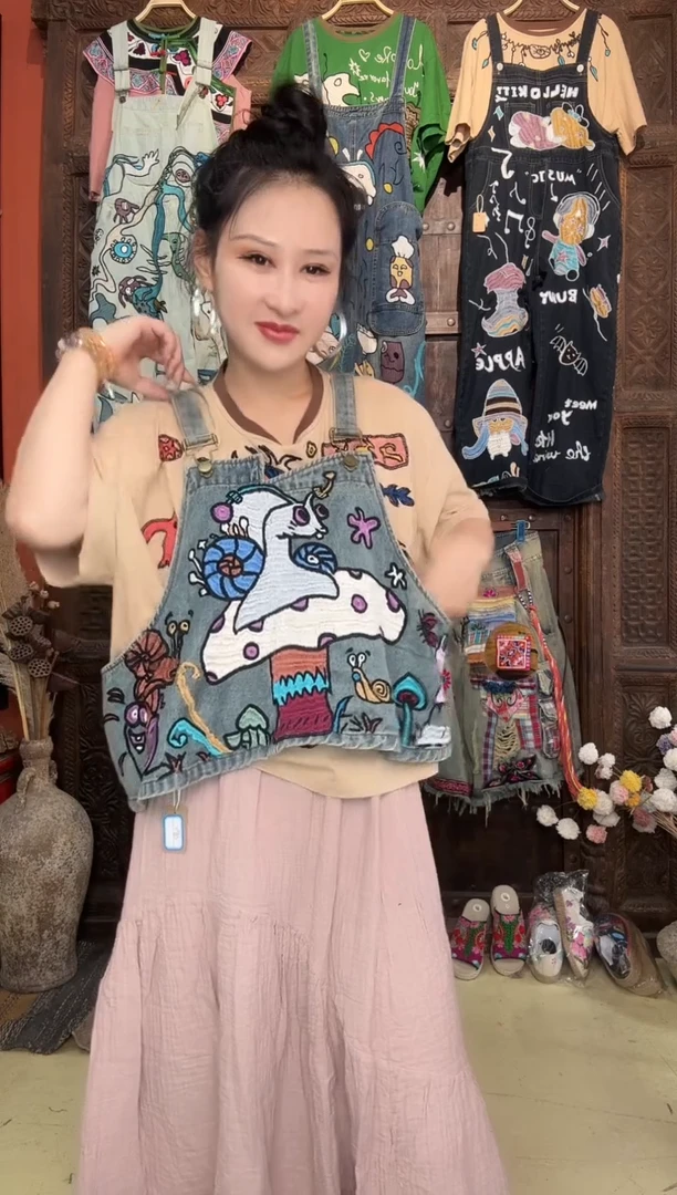 棉刺绣牛仔吊带