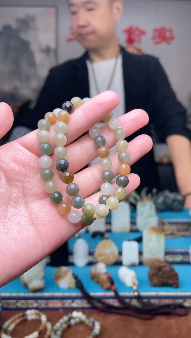 和田玉未镶嵌挂件多样性发 拍一发一