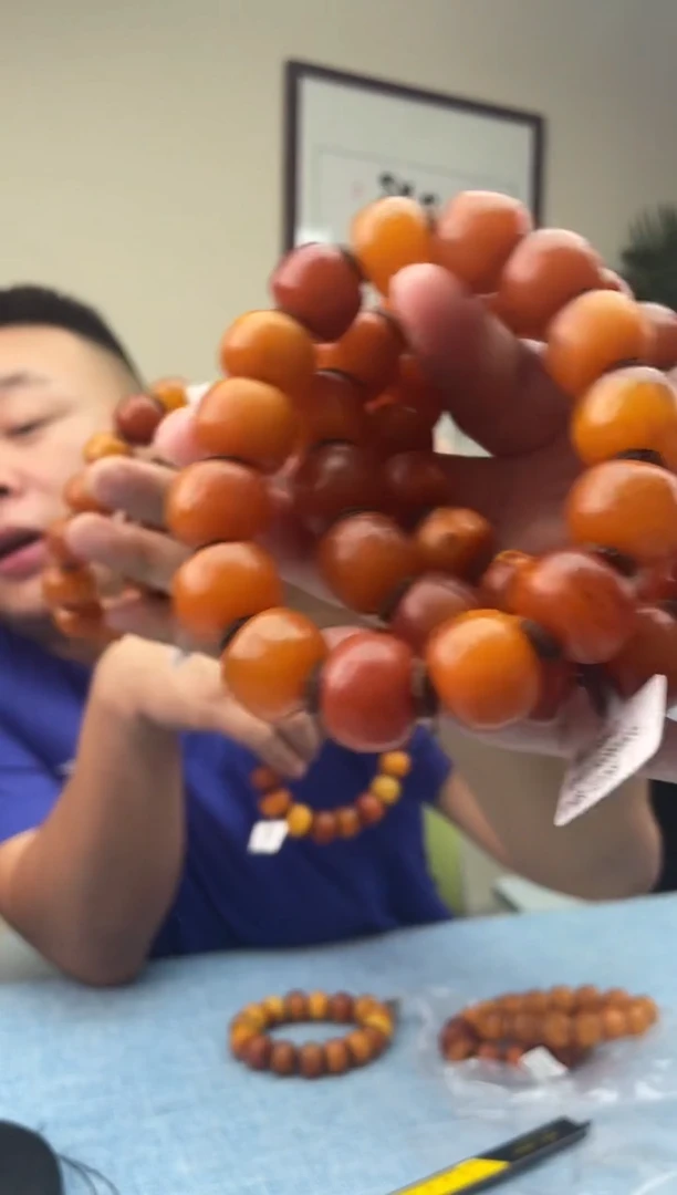 蜜蜡未镶嵌珠宝奇石H40，16微瑕假一罚十多样性发其一H