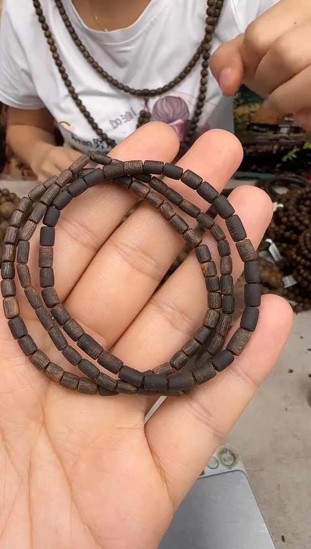 沉香碎屑沉香奇楠白奇沉水不规整桶卡3宠粉多样性发一