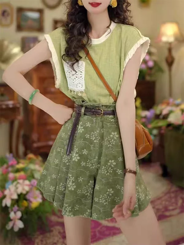 夏季修身显瘦复古森系套装女设计无袖T恤高腰碎花裤裙两件套女