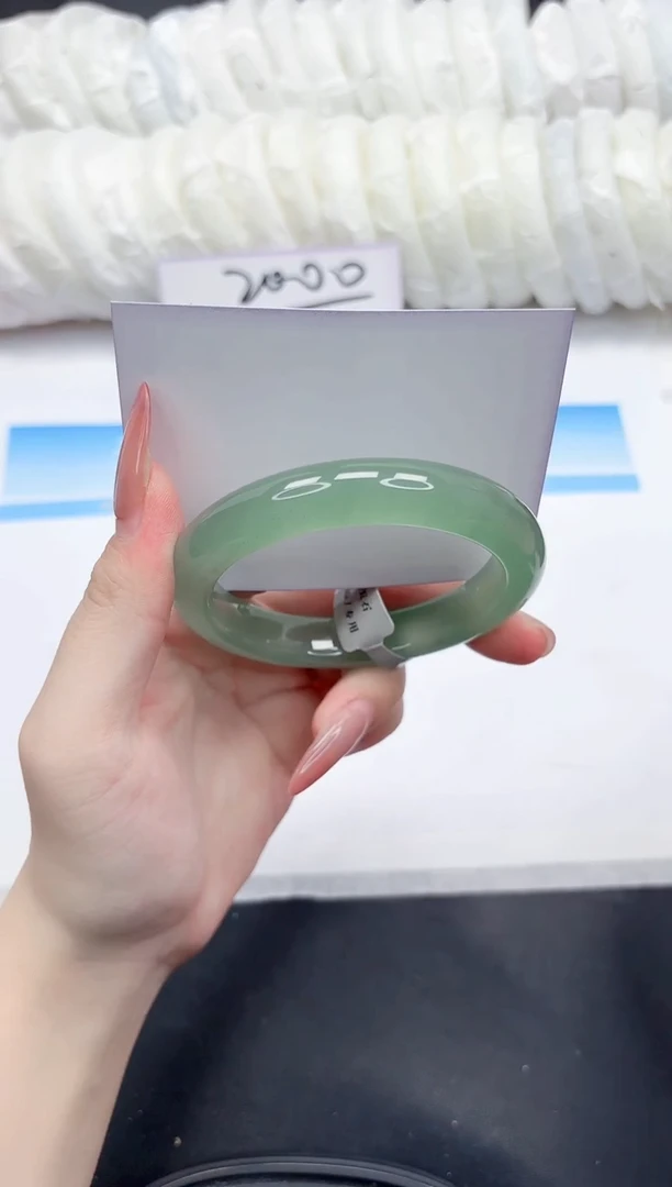 石英质玉手镯未镶嵌17-60