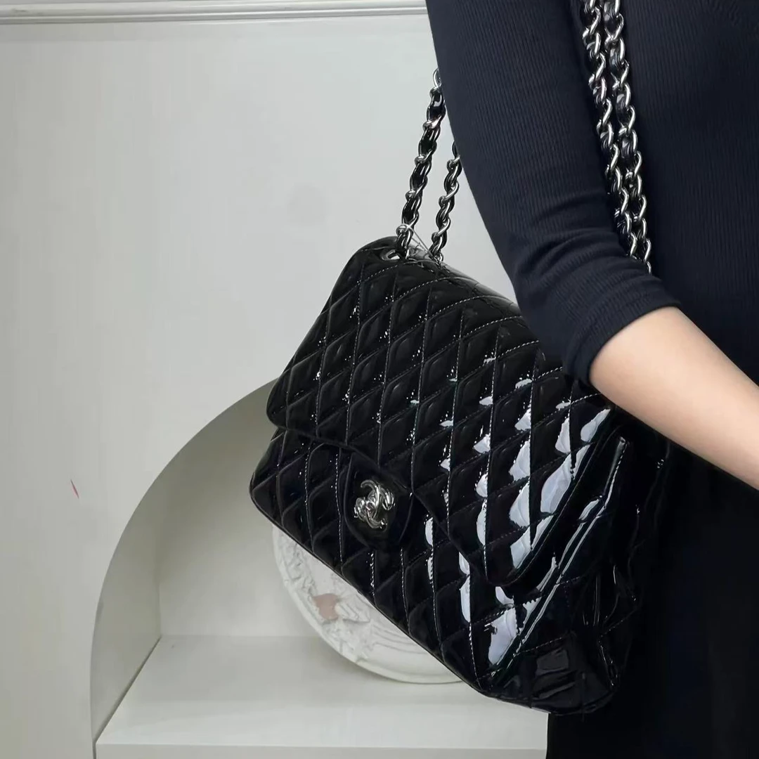 95新 Chanel/香奈儿 jumbo黑银漆皮单肩包/甄选