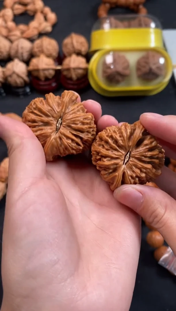 文玩核桃把件南疆石40尺X361