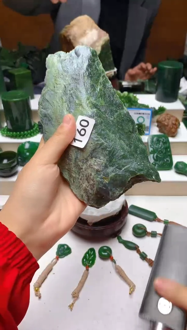 未镶嵌和田玉珠宝半成品1