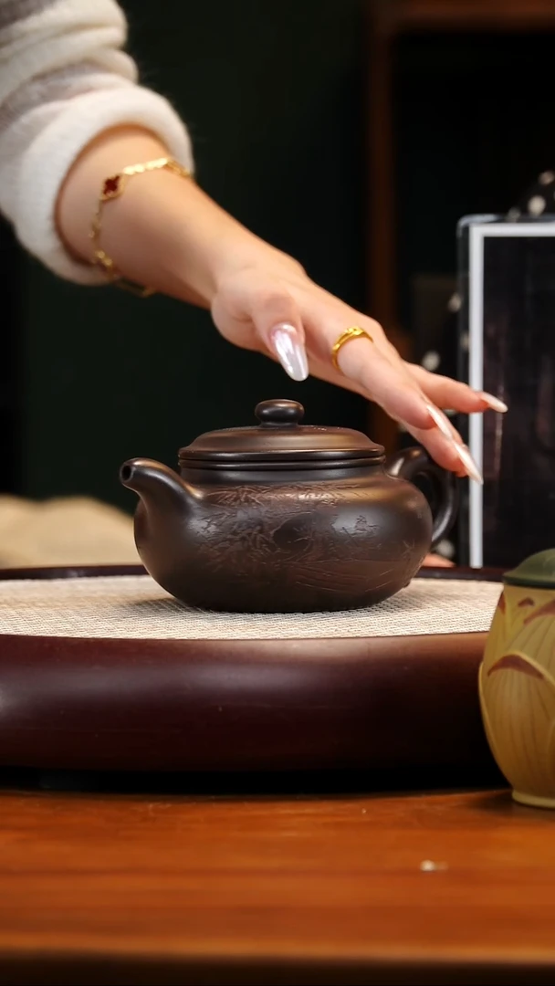 GJF8一厂黑金刚仿古刻竹叶430cc