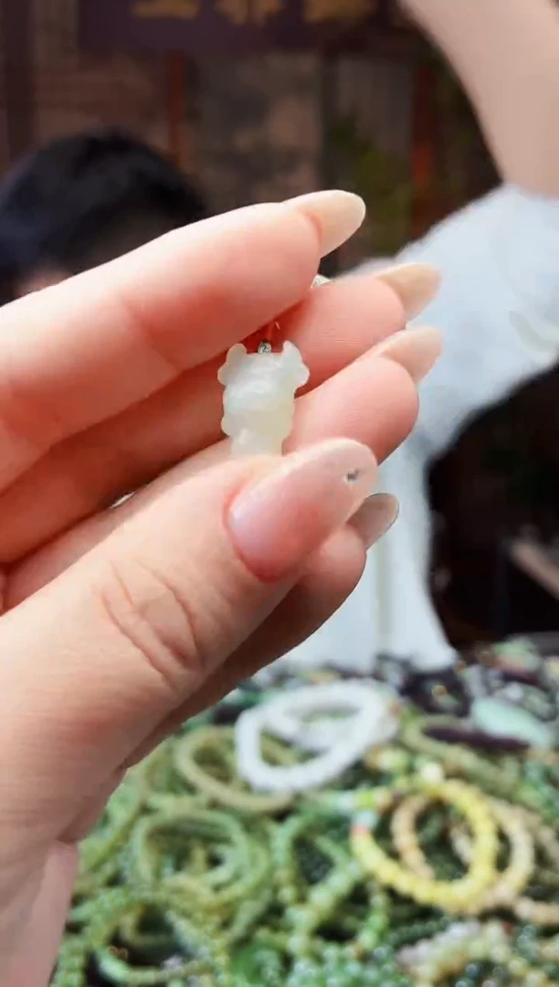 颈饰未镶嵌和田玉多样性发货拍一发一