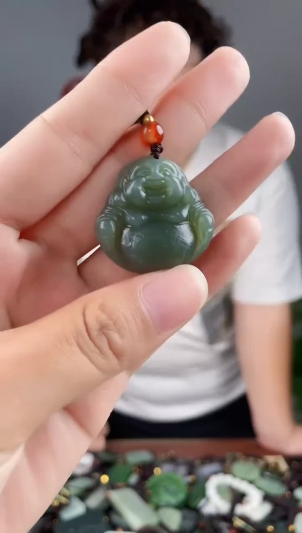 和田玉未镶嵌颈饰拍一发一，多样性发货