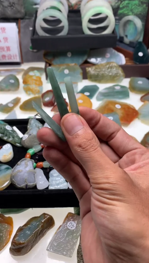 未镶嵌挂件翡翠翡翠