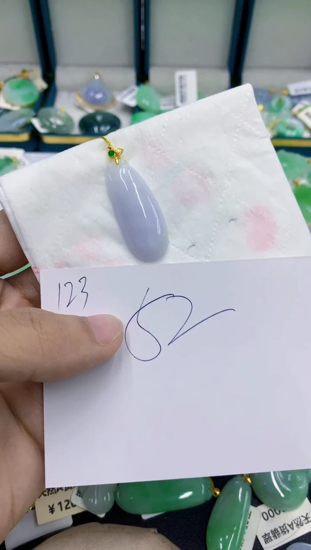 颈饰未镶嵌翡翠11111111