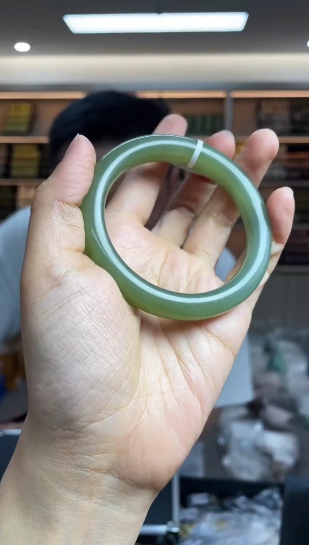 【闪购商品】和田玉·未镶嵌多样性发一件*圈口54-55