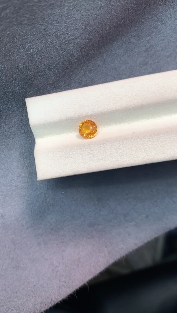 蓝宝石裸石未镶嵌1.55克拉