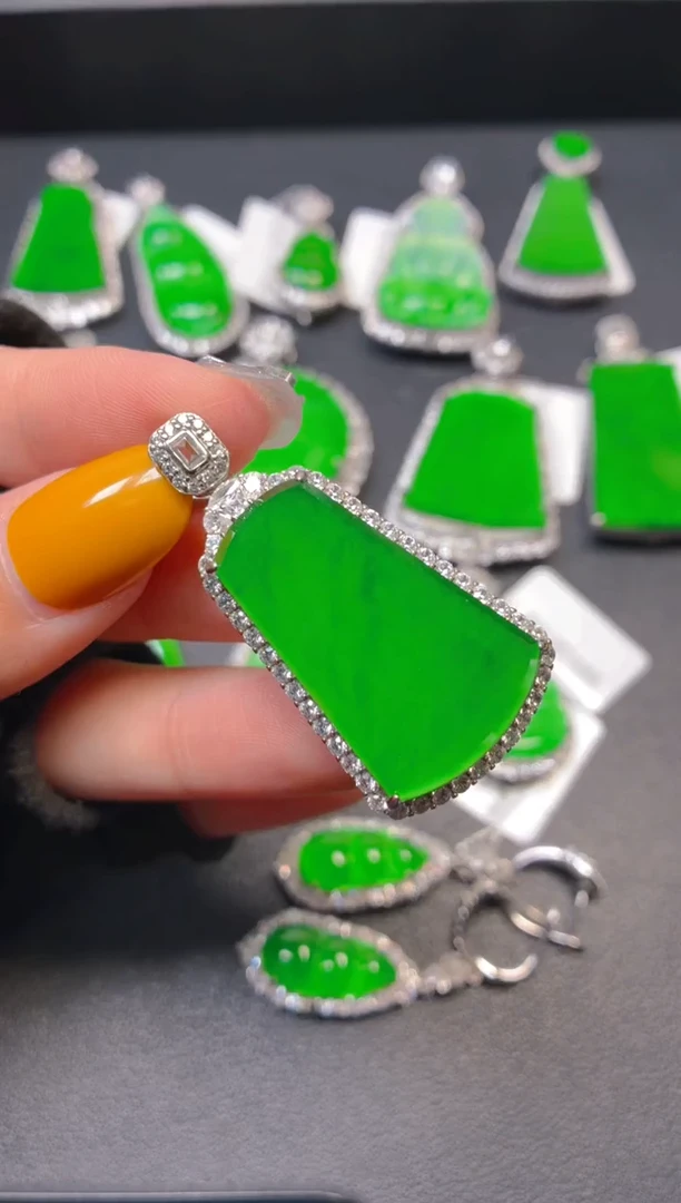 吊坠(不含链)银S925镶嵌翡翠1