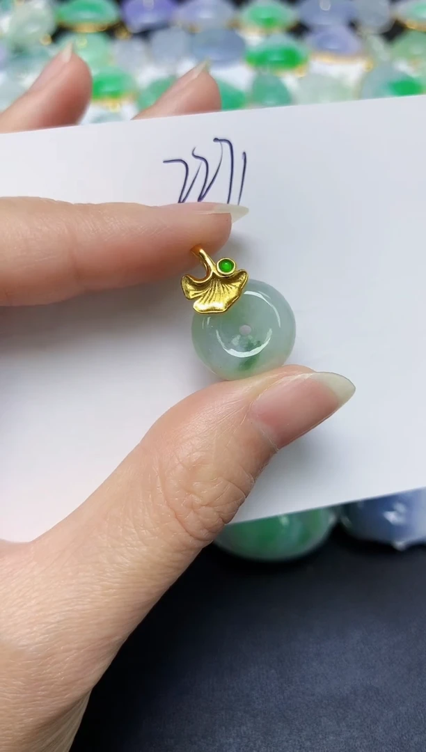 翡翠未镶嵌颈饰天然缅甸翡翠A货