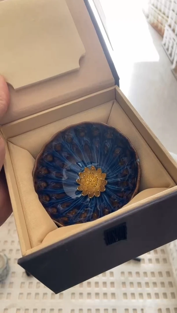 无运费险有瑕疵的摄影的产品有使用过的痕迹有点脏介意勿拍