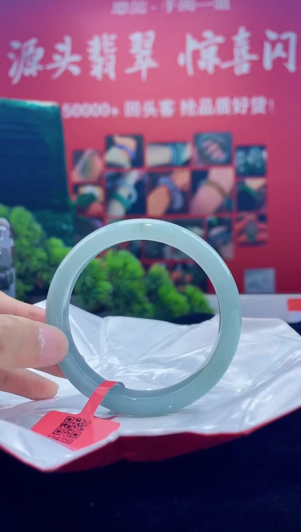 翡翠手镯未镶嵌手镯13