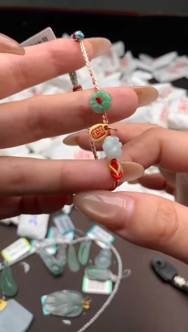 【闪购商品】翡翠手绳未镶嵌一
