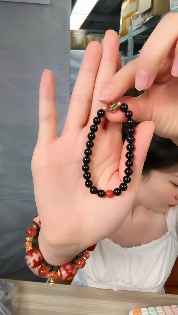 颈饰未镶嵌和田玉诗语