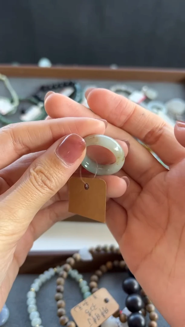 【闪购商品】翡翠吊坠(不含链)未镶嵌88号