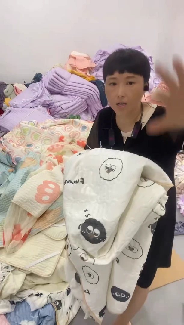 聚酯纤维1.8*2的1.5*2平铺床笠床裙不分款随机发瑕疵无售后