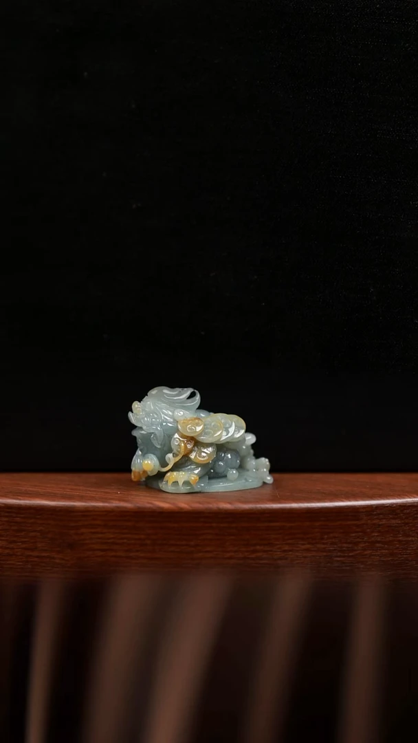 未镶嵌摆件翡翠?**兰三角金蟾