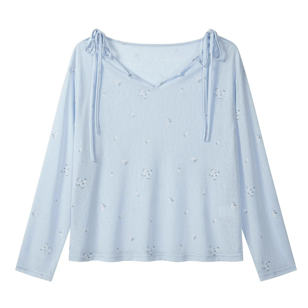 羊城故事-蓝色碎花印花v领罩衫女2025新款轻薄防晒t恤 Y50650725