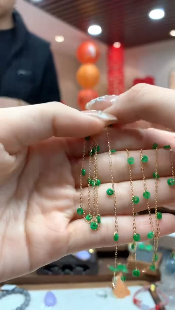 【闪购商品】翡翠项链18K金镶嵌手多样性发货1件