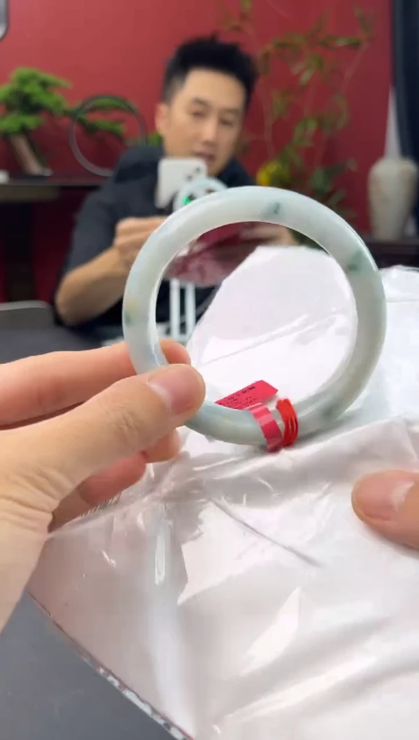 未镶嵌手镯翡翠8 60