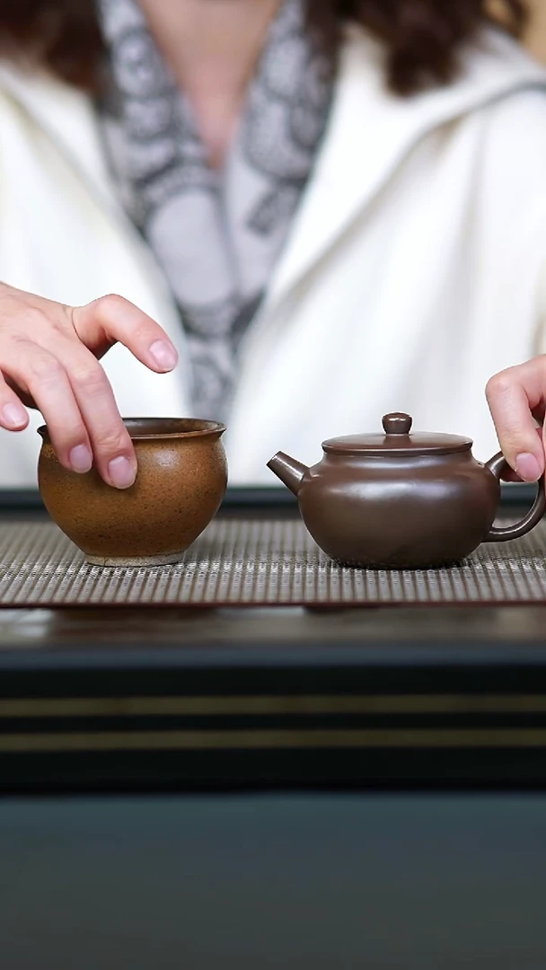 茶壶紫砂全手底槽清柴烧平盖宫灯160cc+本绿柴烧圆融杯