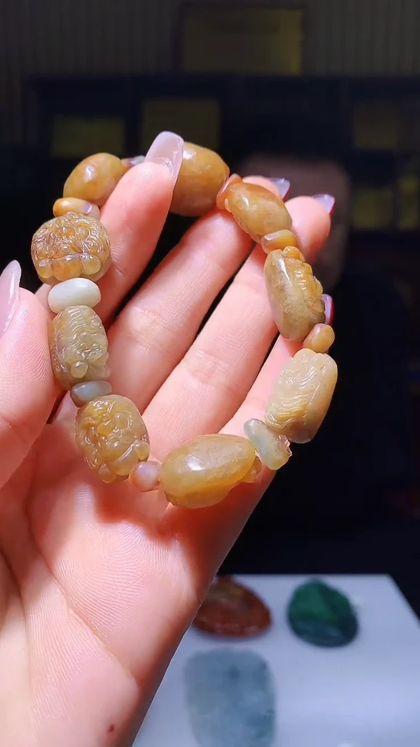 【闪购商品】定制翡翠未镶嵌1071hm-毛货挂件