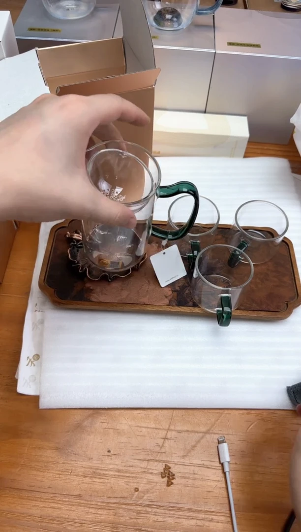 禾器沁润茶海墨绿+风谜臻悦杯墨绿+青蛙杯垫