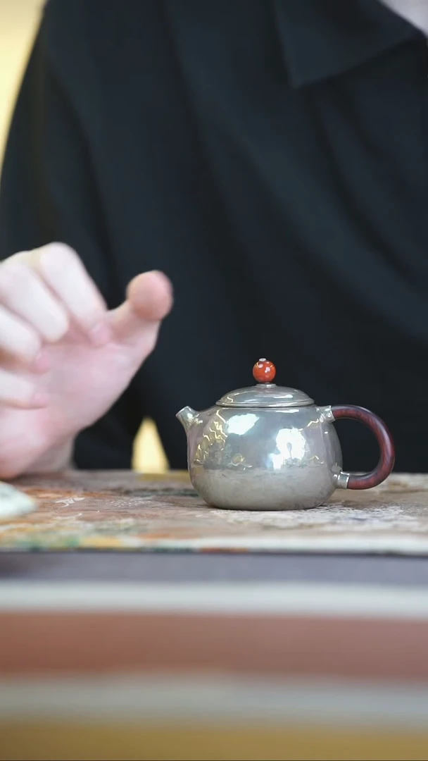 古悦紫皮西施泡茶壶