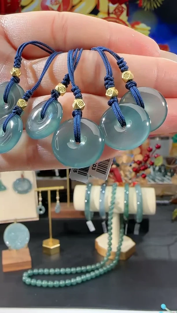 【闪购商品】翡翠吊坠(不含链)未镶嵌平安扣多样性发一