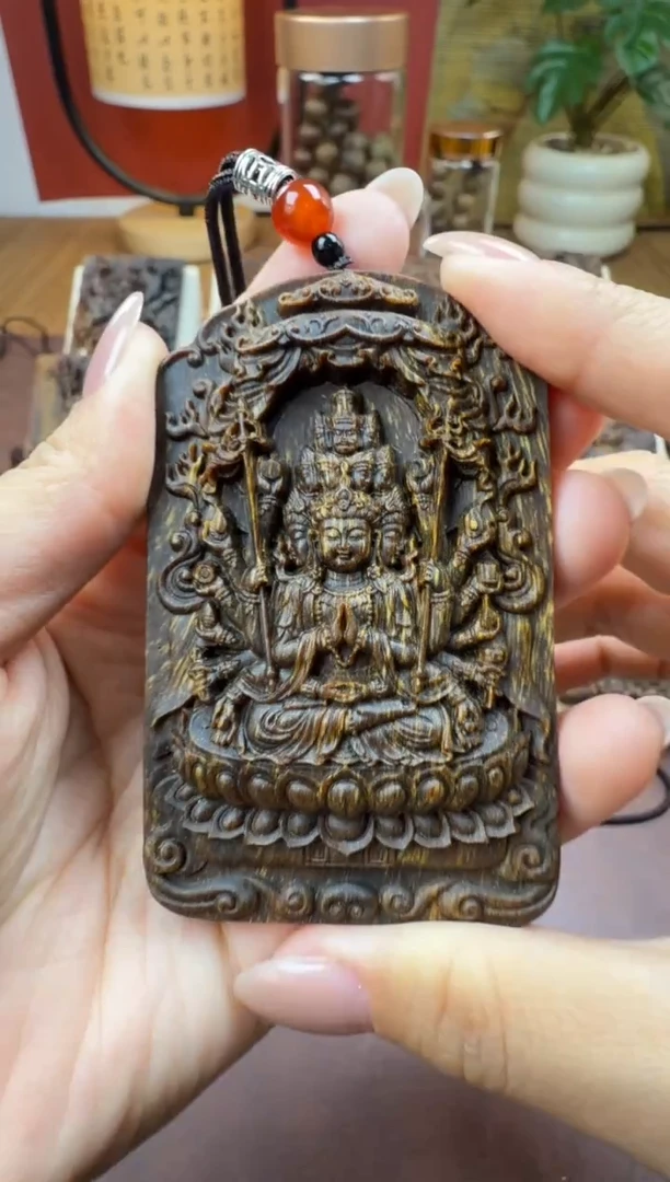 木木雕款   芽庄 十二生肖守护  千手观音 8cm 送养香瓶