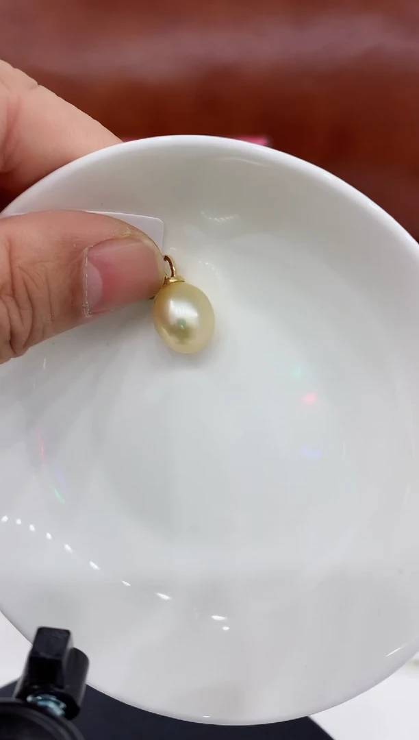 吊坠18K金镶嵌海水珍珠36 吊坠