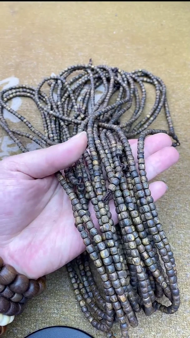 【闪购商品】檀香木手串/手链8号