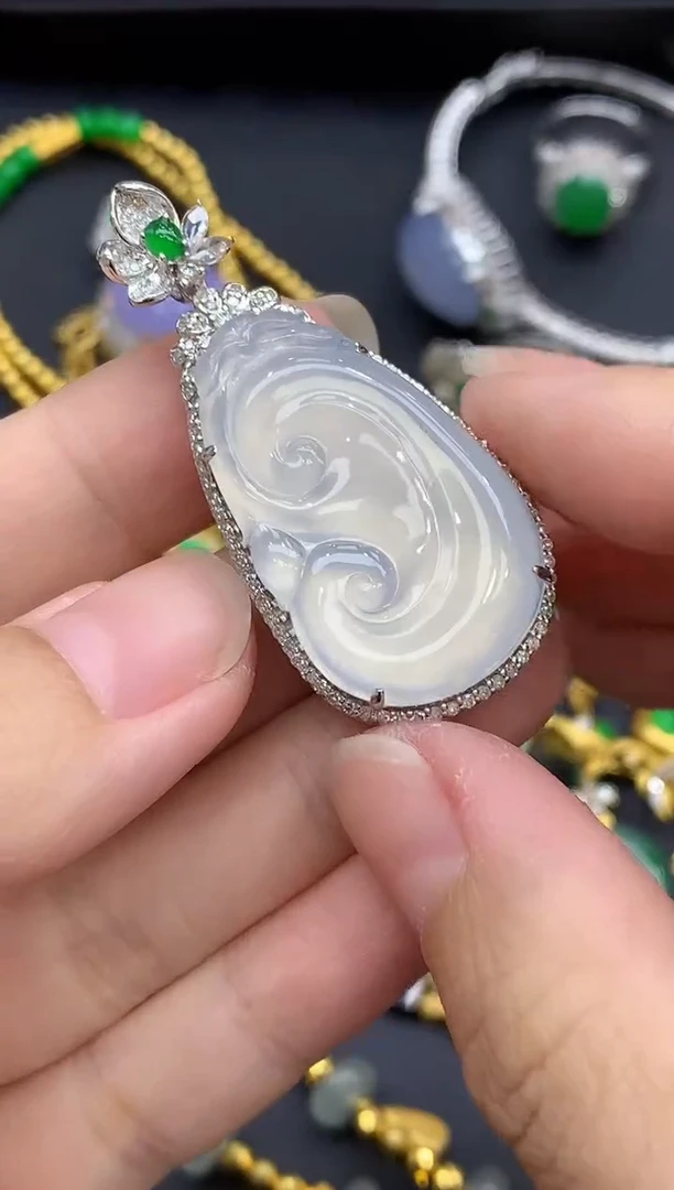 颈饰18K金镶嵌翡翠798-中国好珍宝