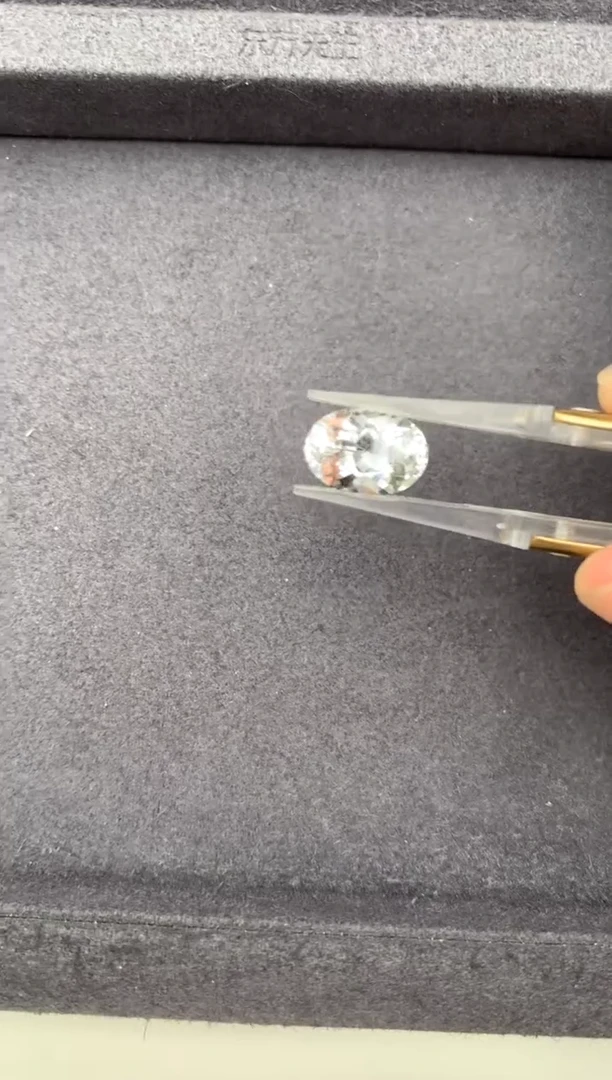 绿柱石裸石4ct白海蓝  定制  GH